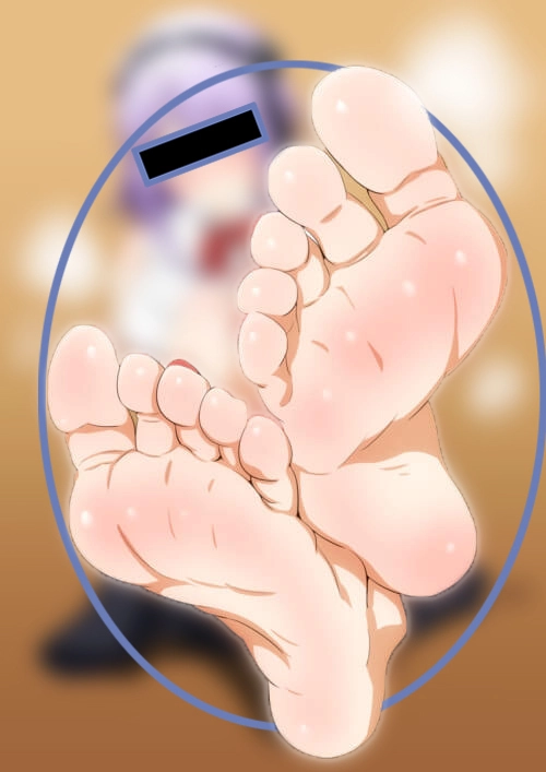 Tease your clit quickly to uncensored feet