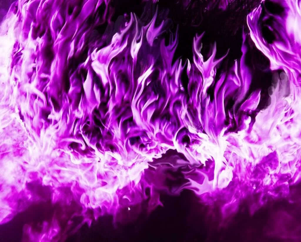 The room is steamy, they look lovely.
For that you call them yours, you are lucky.