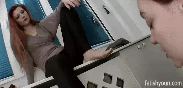 Foot Slap Dominance