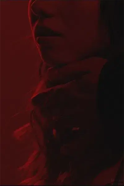 Hold her neck