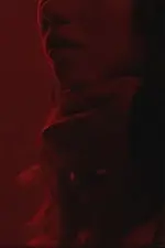 Hold her neck