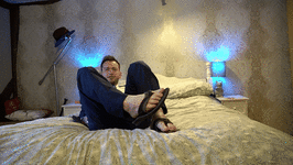 Show off feet in flip flops