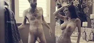 Admire each others bodies