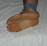 Ata tus pies
