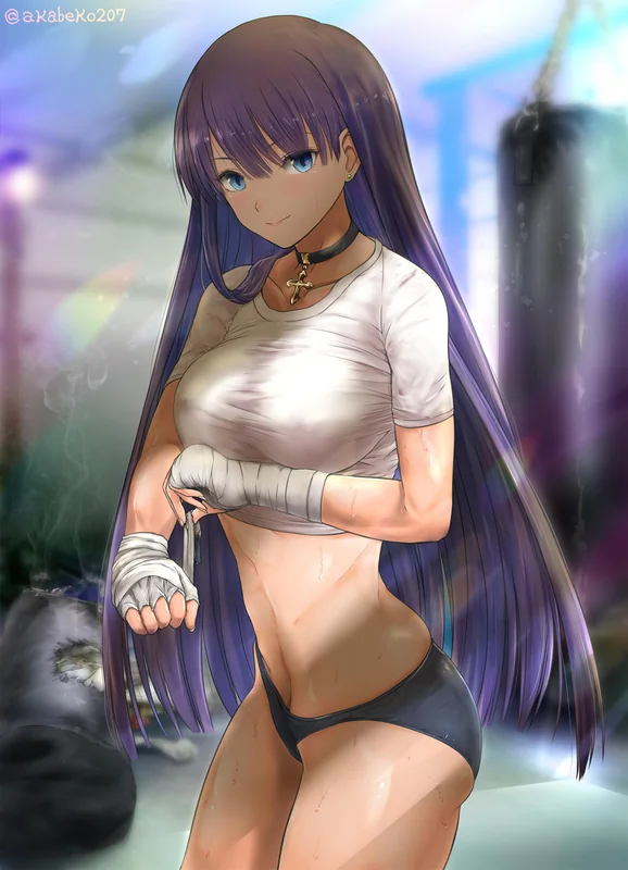 She puts up her dukes, ready for action. You size her up, looking for an opening. 
