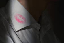 Leave some lipstick behind