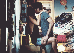 Kissing on a wall
