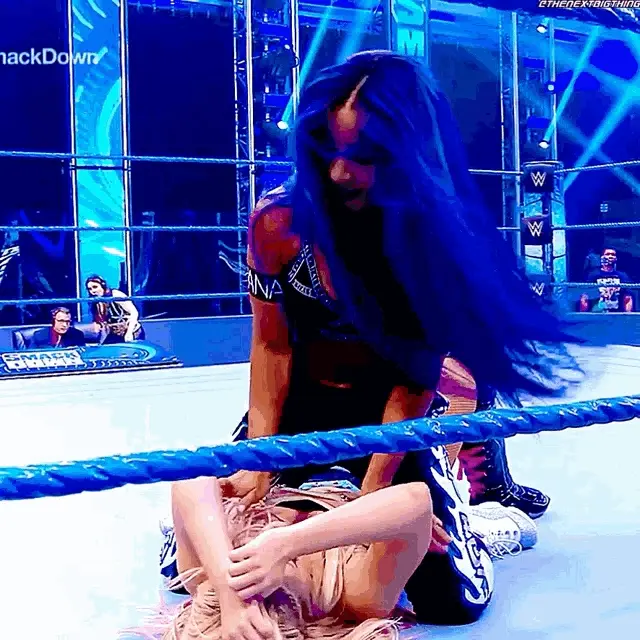 After throwing your opponent down, you tease her with a sexy early pin.