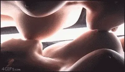 Titty Battle