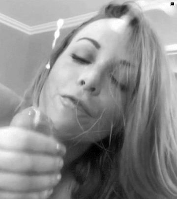 Cum to her blowjob
