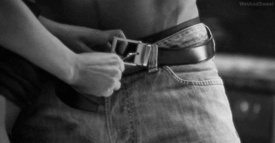 Zieh seine Hose aus