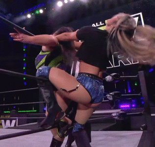 Hard back bend in ropes