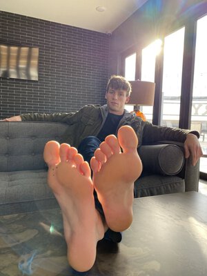 Taunt with your feet
