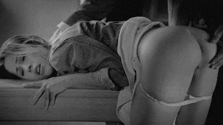 Slap her ass
