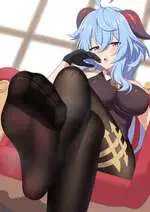 Acariciarlo lentamente por mis pies