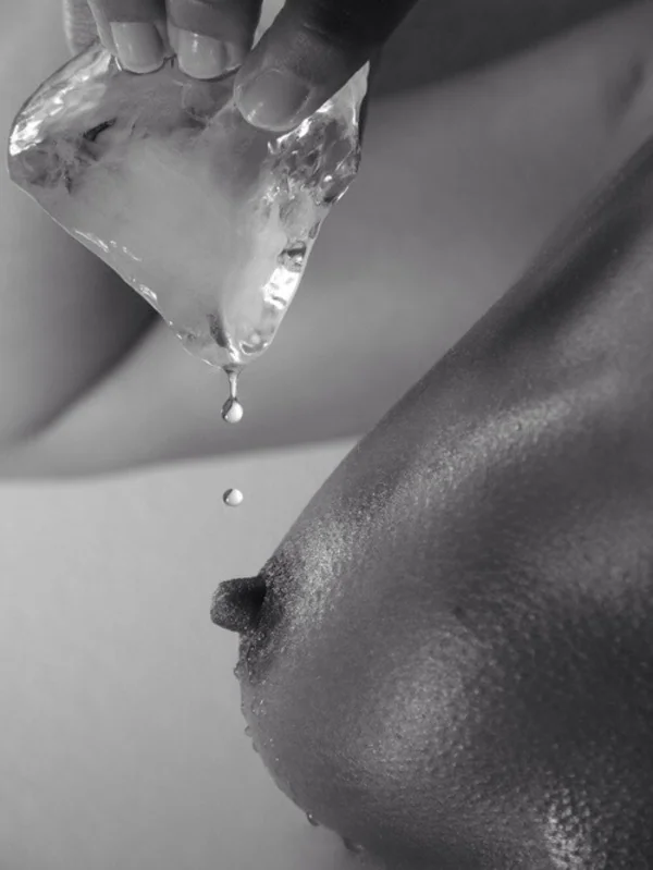 Hielo tus pezones